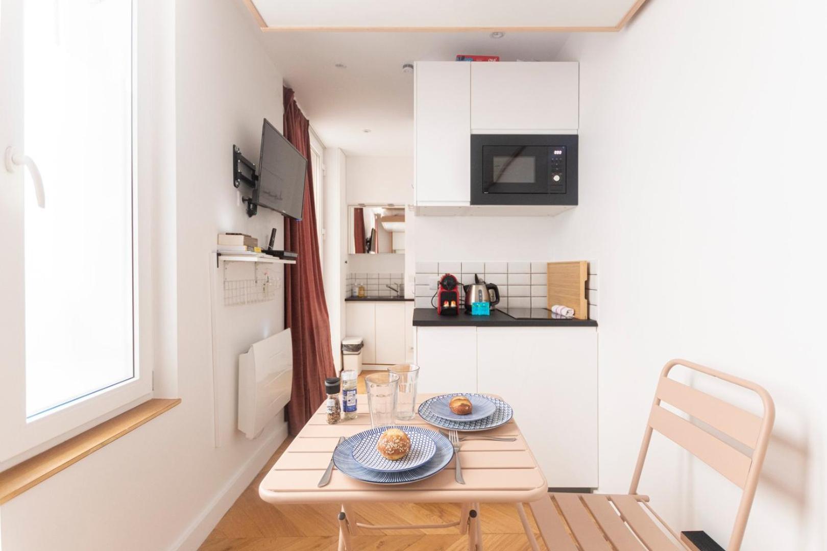 Super Central Mini Studio - 2 Pax, Murphy Bed Paris Ngoại thất bức ảnh